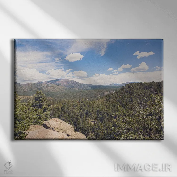 تابلو منظرهٔ کوهستانی نیومکزیکو اثر آن هادک - نمای روبهرو روی دیوار