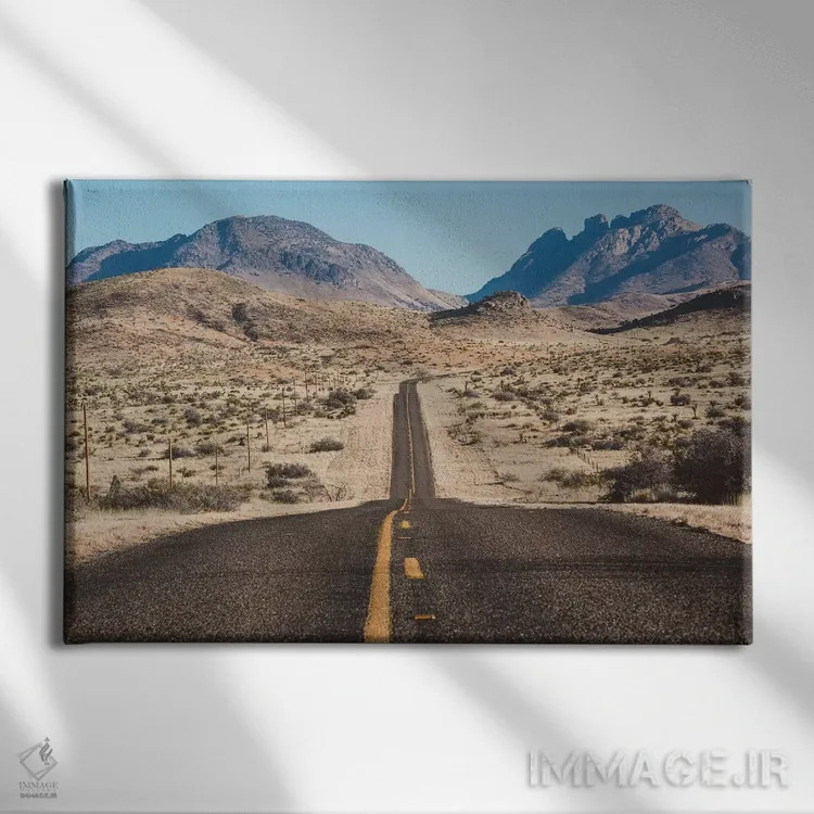 تابلو بزرگراه بیابانی اثر آن هادک - نمای روبهرو روی دیوار