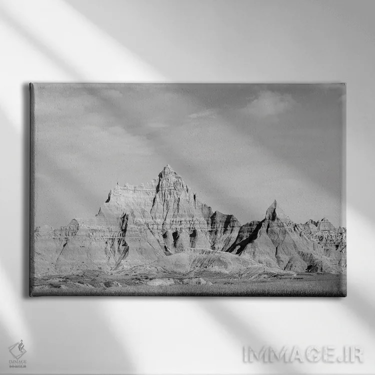 تابلو تشکلهای بدلندز ۲ در پارک ملی بدلندز داکوتای جنوبی اثر آن هادک - نمای روبهرو روی دیوار