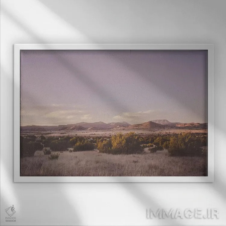 تابلو غروب بیابان اثر آن هادک - نمای قابدار سفید