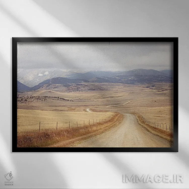 تابلو در جادههای مونتانا اثر آن هادک - نمای قابدار مشکی