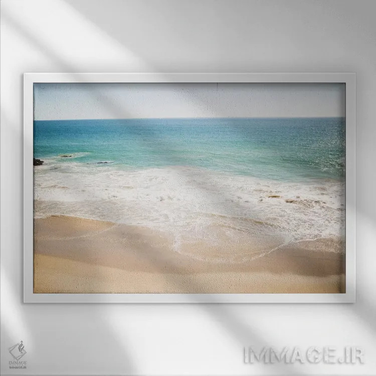 تابلو مالیبو اثر آن هادک - نمای قابدار سفید