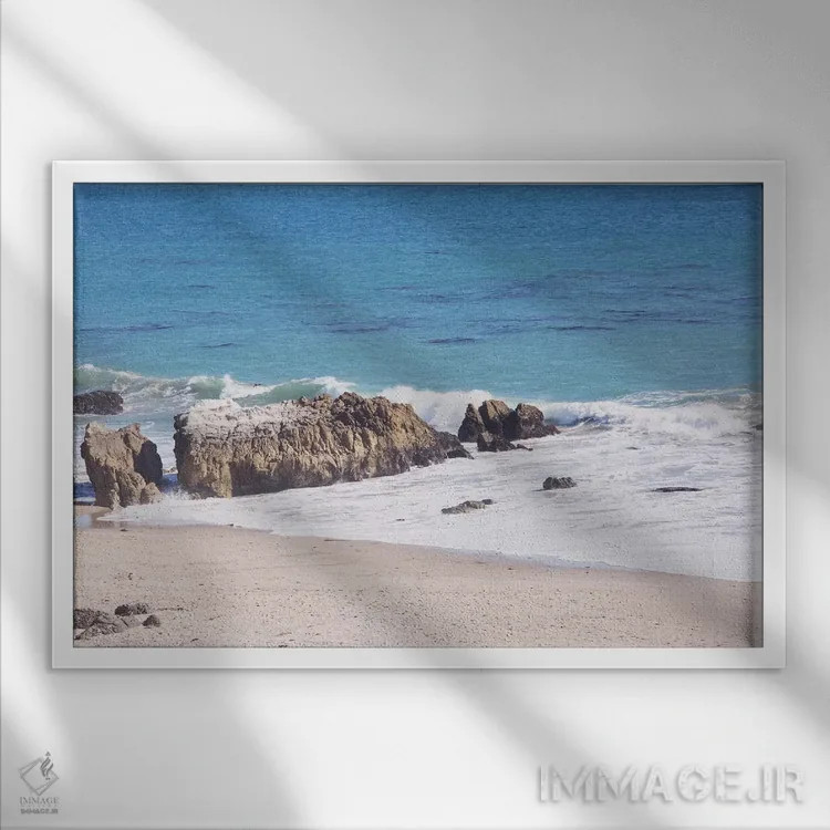 تابلو گرباورها مالیبو ۱ اثر آن هادک - نمای قابدار سفید