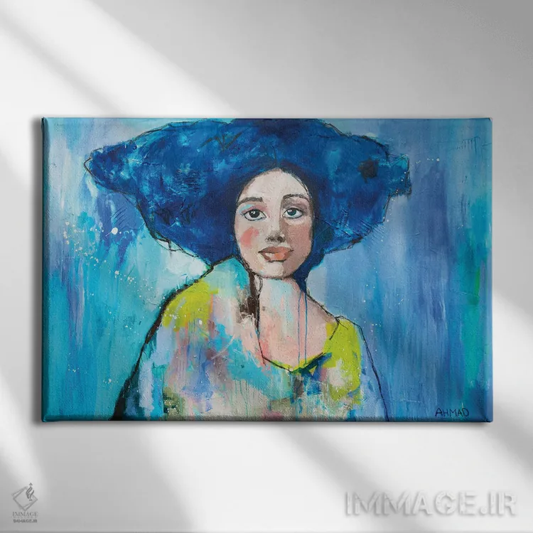 تابلو ملکه زمین اثر جولی احمد - نمای روبهرو روی دیوار