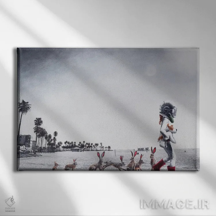 تابلو خرگوشهای ساحلی (دختران ساحل، اصطلاح غیررسمی) اثر الک هاکسلی - نمای روبهرو روی دیوار