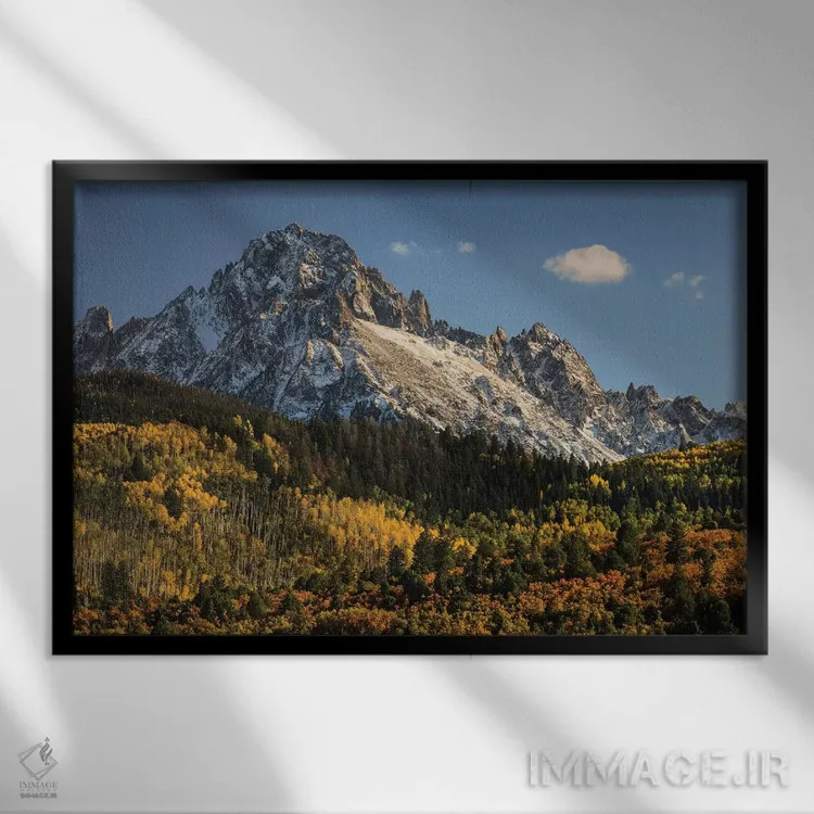 تابلو پاییز، درختان صنوبر و رشتهکوه اسنفِلز، جنگل ملی آنکامپاگره، کلرادو (۲) اثر آدام جونز - نمای قابدار مشکی