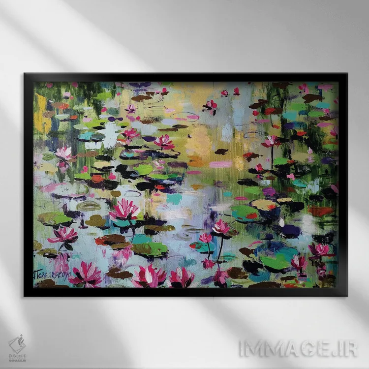 تابلو دریاچه با نیلوفرهای آبی اثر آلیاکساندرا تسسارسکایا - نمای قابدار مشکی