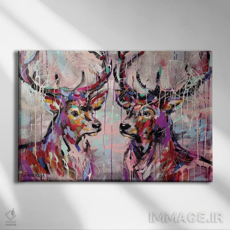 تابلو گوزنهای وحشی اثر آلیاکساندرا تسسارسکایا - نمای روبهرو روی دیوار