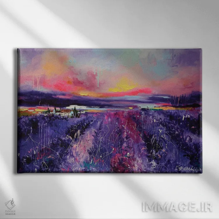 تابلو مزرعهٔ اسطوخودوس اثر آلیاکساندرا تسسارسکایا - نمای روبهرو روی دیوار