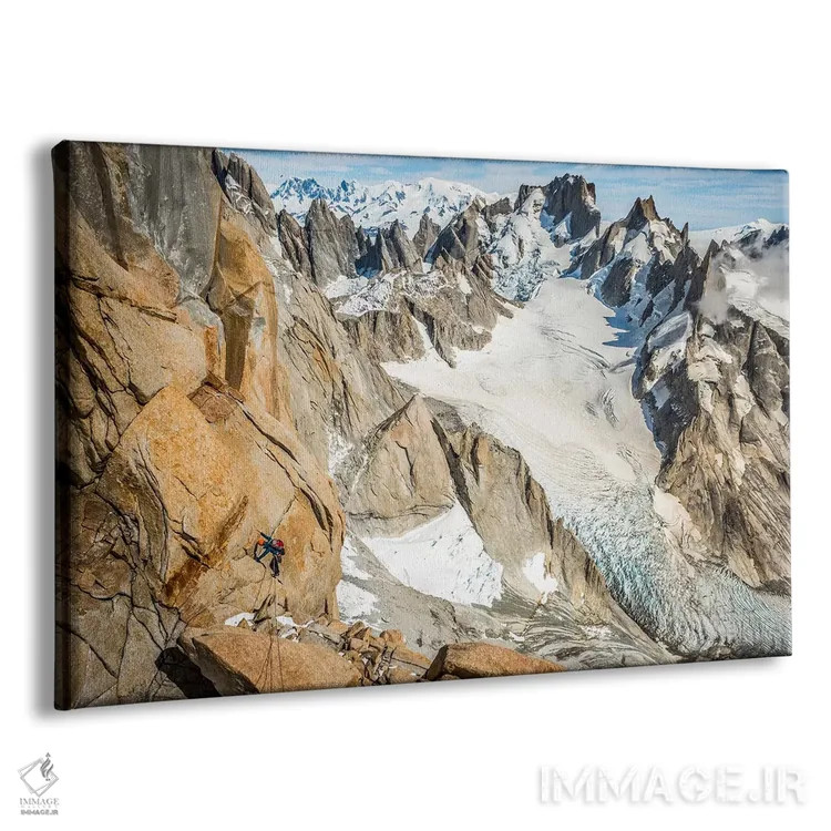 تابلو یک کوهنورد در ارتفاعات مسیر کُمسانا-فونروژ، آگوخا گویوما، پاتاگونیا، آرژانتین اثر الکس بیوس - نمای پرسپکتیو محصول