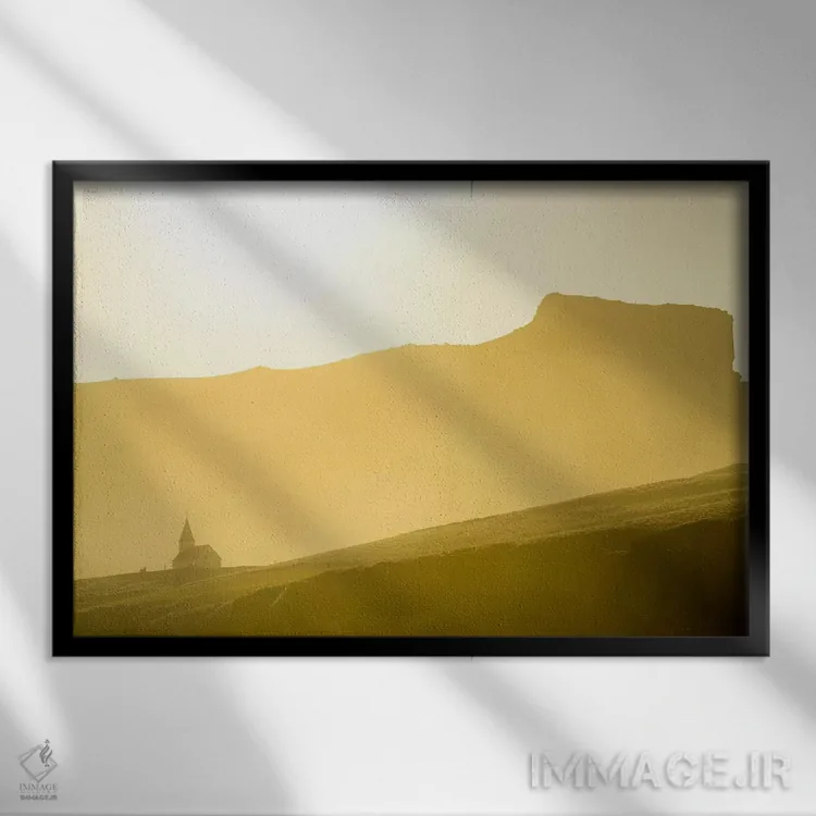 تابلو کلیسای قلهٔ کوه، ویک ای میردال، سودورلند، ایسلند اثر الکس بیوس - نمای قابدار مشکی