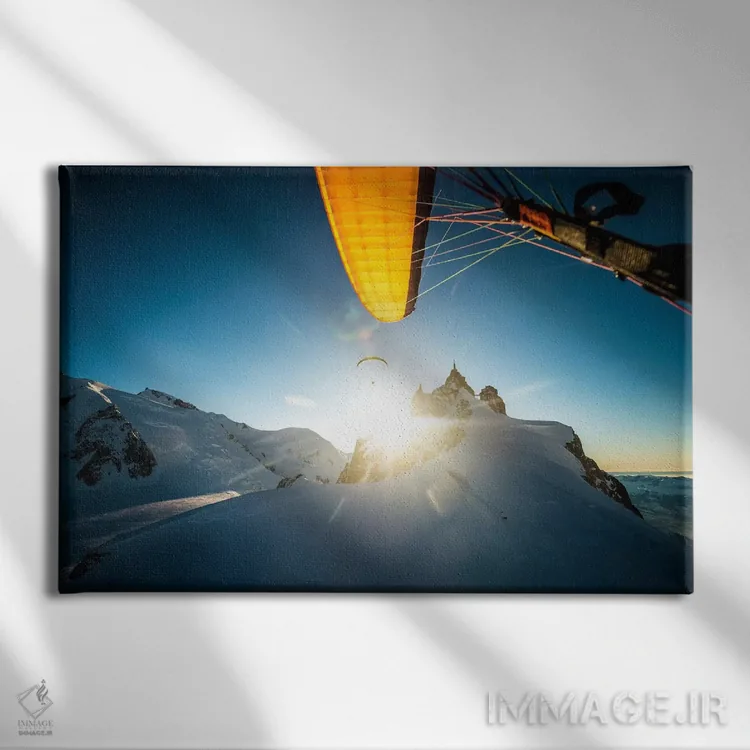 تابلو پرواز غروب I، خطالرأس میدی-پلن، شامونی، اوت سووآ، اورنی-رون-آلپ، فرانسه اثر الکس بیوس - نمای روبهرو روی دیوار