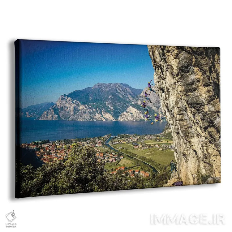 تابلو دنبالهٔ حرکتی سقوط در حال کوهنوردی بر فراز آرکو، ترنتینو، ایتالیا اثر الکس بیوس - نمای پرسپکتیو محصول