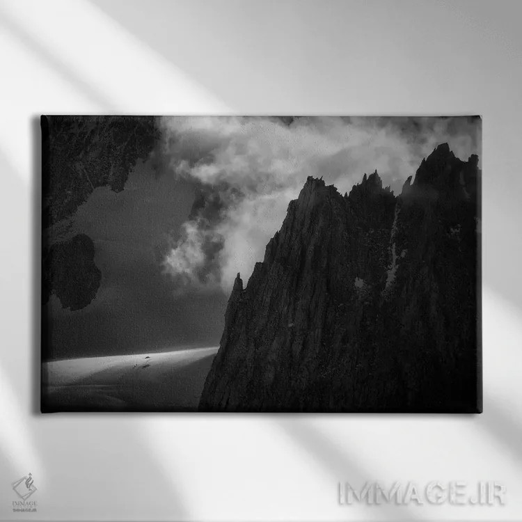 تابلو چادر کوهنورد زیر ایگوئی ماربره، شامونی، فرانسه اثر الکس بیوس - نمای روبهرو روی دیوار