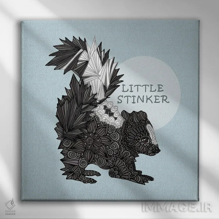 تابلو بو گنده کوچولوی آبی (طرح مربع) اثر آنجلیکا پارکر - نمای روبهرو روی دیوار