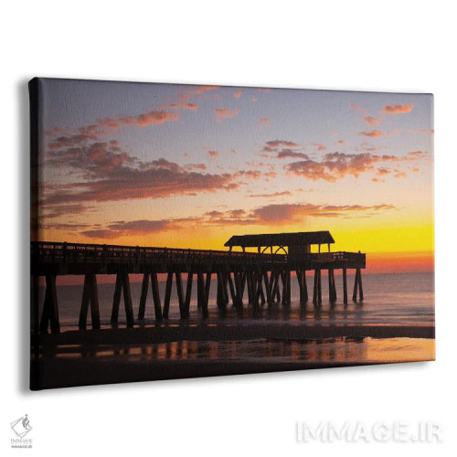 تابلو Georgia, Silhouette Of A Pier In The Sunrise, Near Savannah,آمریکا، جورجیا. سیلوئت اسکله در طلوع خورشید، حوالی ساوانا اثر جوآن ولز - نمای پرسپکتیو محصول
