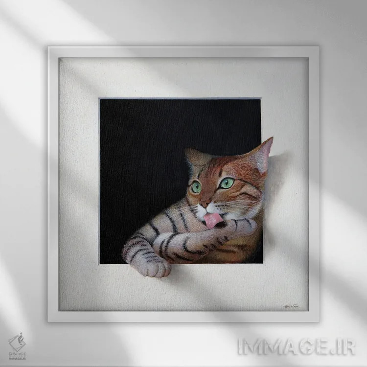 تابلو امام اثر آلن وستون - نمای قابدار سفید