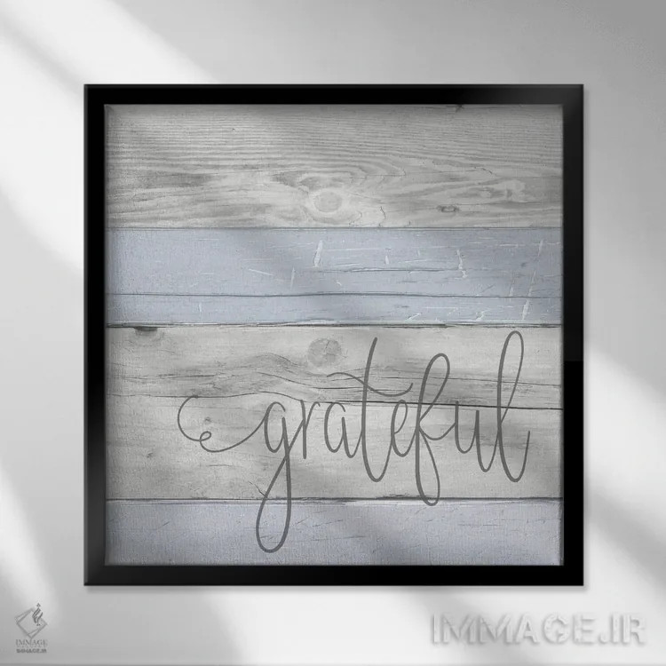 تابلو سپاسگزار اثر آنا کوآچ - نمای قابدار مشکی