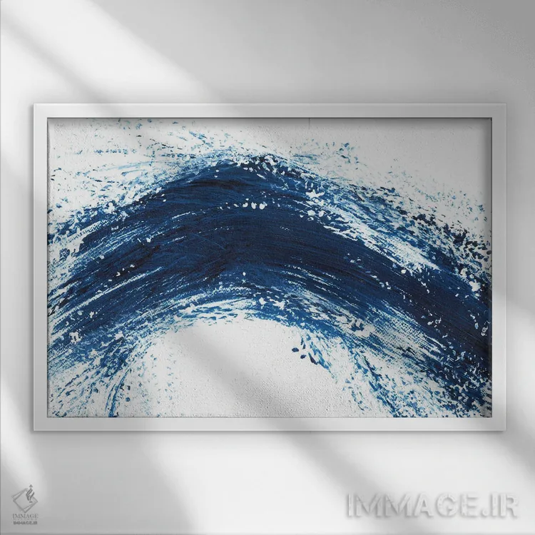 تابلو موج آبی VIII، منظرهٔ دریایی انتزاعی (شماره هشت) اثر آنا اوز - نمای قابدار سفید