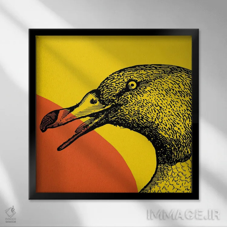 تابلو پرنده بزرگ روی زرد اثر آرت میرانو - نمای قابدار مشکی