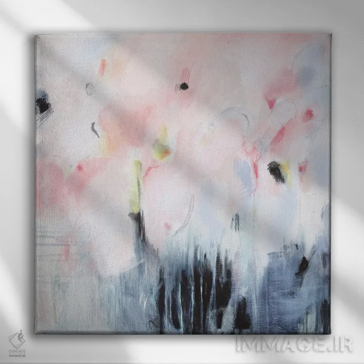 تابلو مه صورتی اثر آرتزارو - نمای روبهرو روی دیوار