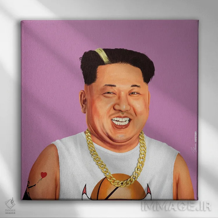 تابلو کیم (احتمالاً کیم جونگ اون) اثر امت شیمونی - نمای روبهرو روی دیوار