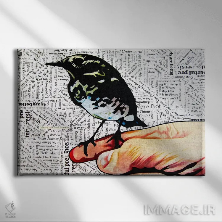 تابلو آینده اثر آنی ترازو - نمای روبهرو روی دیوار