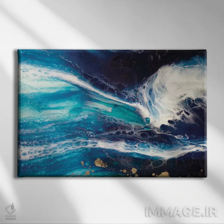 تابلو پاندورای آبی ژرف اثر آنتوانل - نمای روبهرو روی دیوار