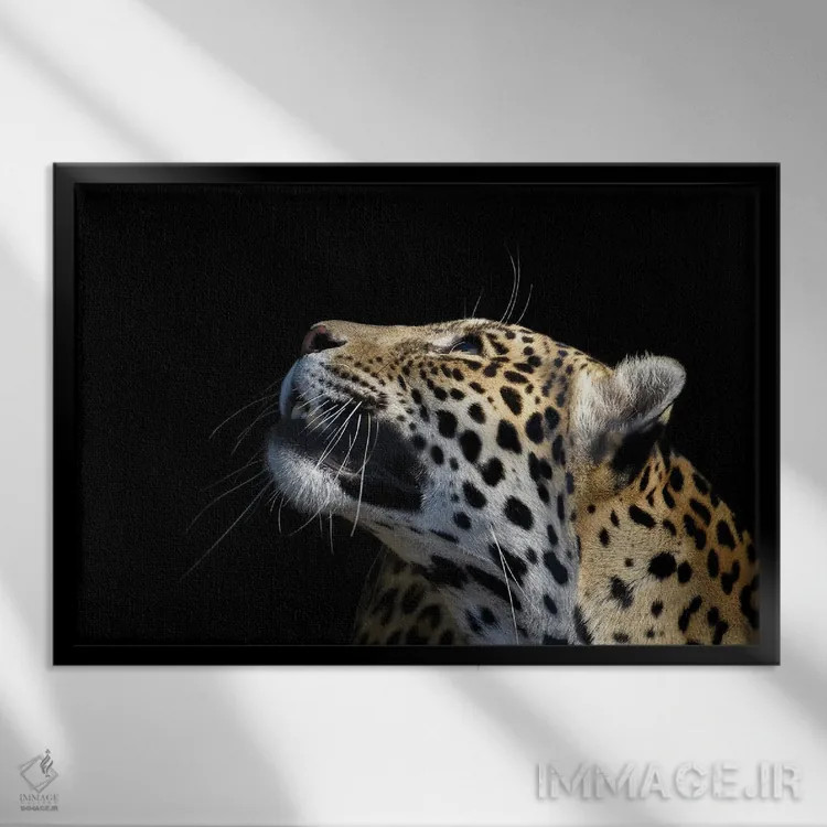 تابلو پلنگ آفریقایی اثر آدریان ویریو - نمای قابدار مشکی
