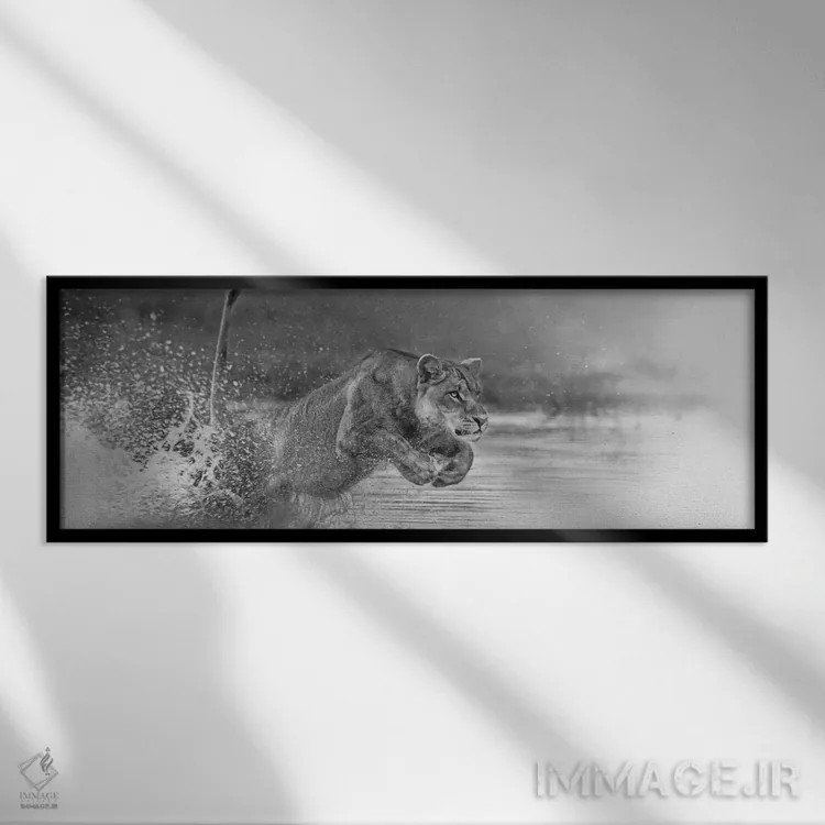 تابلو شیر ماده اثر جف اچواریا - نمای قابدار مشکی