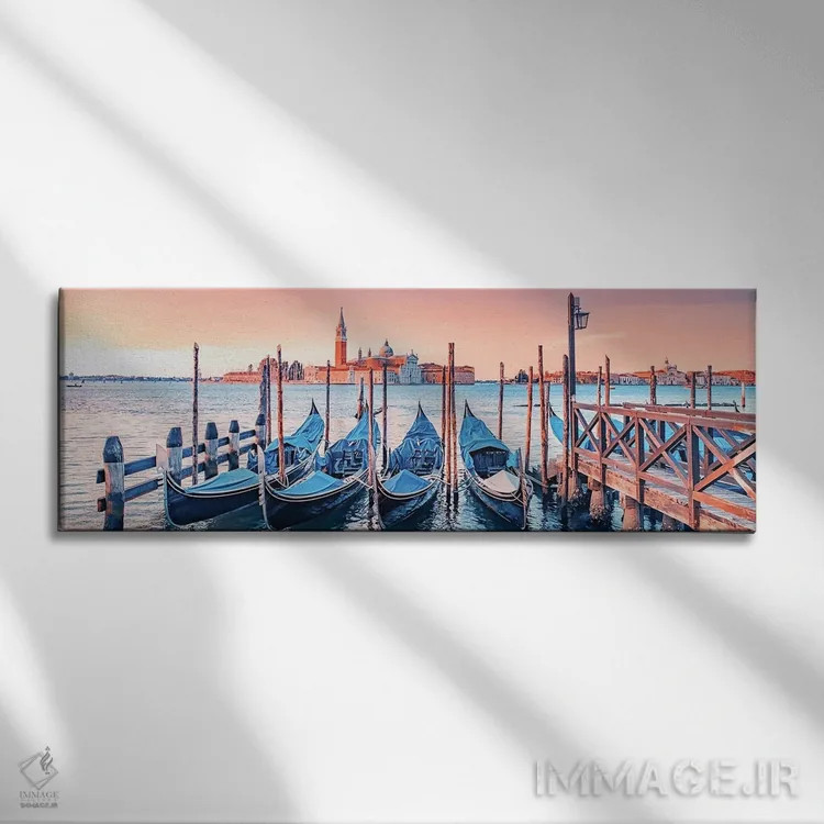 تابلو طلوع آفتاب شهر ونیز اثر مانجیک پیکچرز (استودیو عکاسی یا فیلمسازی) - نمای روبهرو روی دیوار