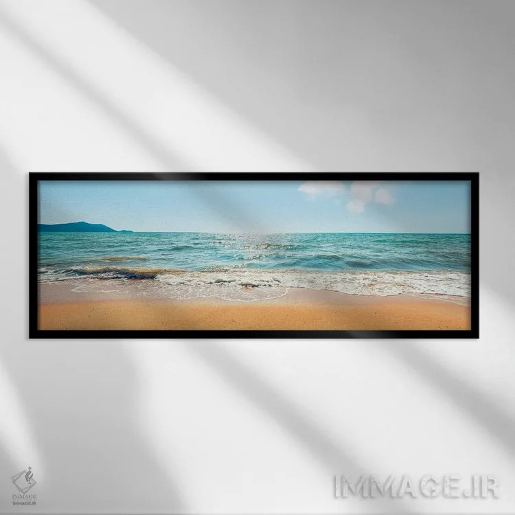 تابلو روز آفتابی اثر مانجیک پیکچرز (استودیو عکاسی یا فیلمسازی) - نمای قابدار مشکی