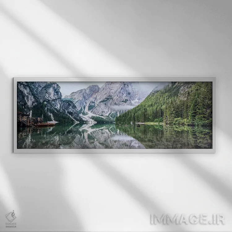 تابلو منظرهٔ کوهستانی اثر مانجیک پیکچرز (استودیو عکاسی یا فیلمسازی) - نمای قابدار سفید