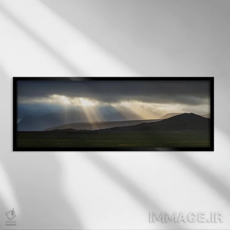 تابلو ارتفاعات ایسلند، فوران نور اثر گارث مککورمک - نمای قابدار مشکی
