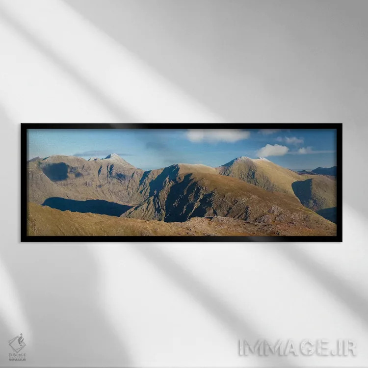 تابلو رشتهکوه ماگیلیکادی از منظر استومپا دولوی، شهرستان کری، استان مانستر، جمهوری ایرلند اثر گارث مککورمک - نمای قابدار مشکی