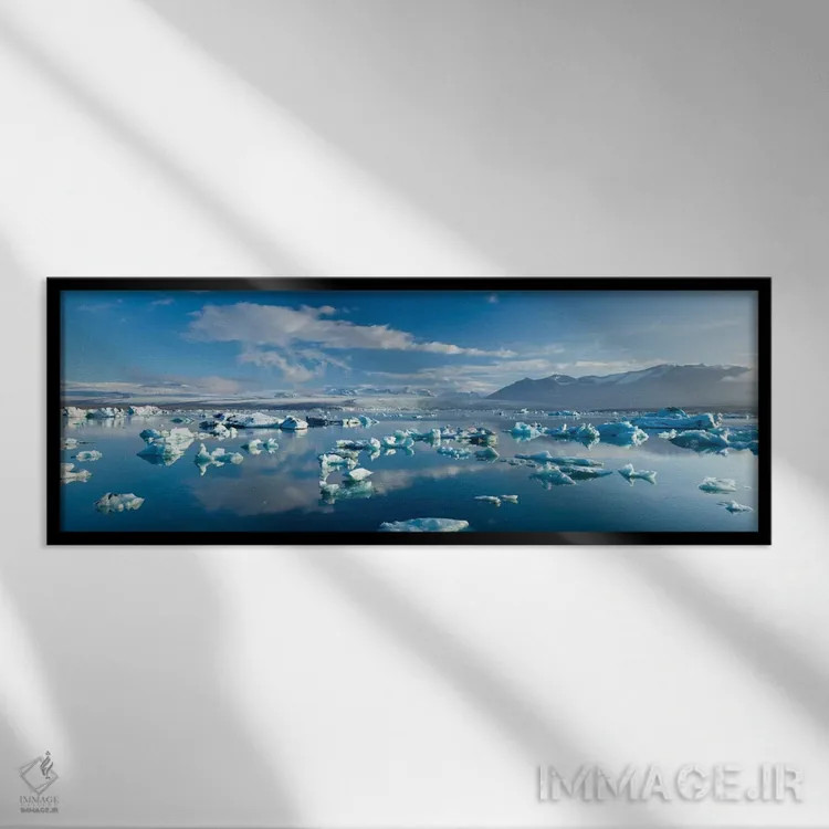 تابلو کوه یخی اول، دریاچه یخچالی جوکولسارلون، پارک ملی واتنایوکول، سودورلند، ایسلند اثر گارث مککورمک - نمای قابدار مشکی
