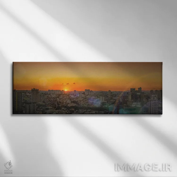 تابلو غروب آفتاب در منظره شهر اثر گلاوکو منهالی - نمای روبهرو روی دیوار