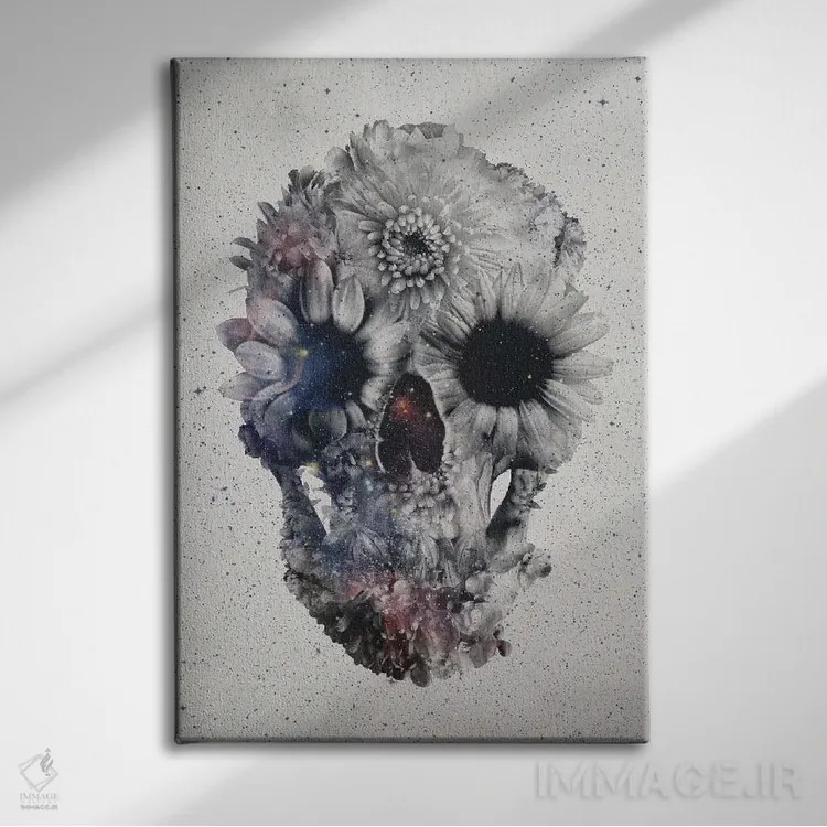 تابلو جمجمه گلدار شماره ۲ اثر علی گولچ - نمای روبهرو روی دیوار