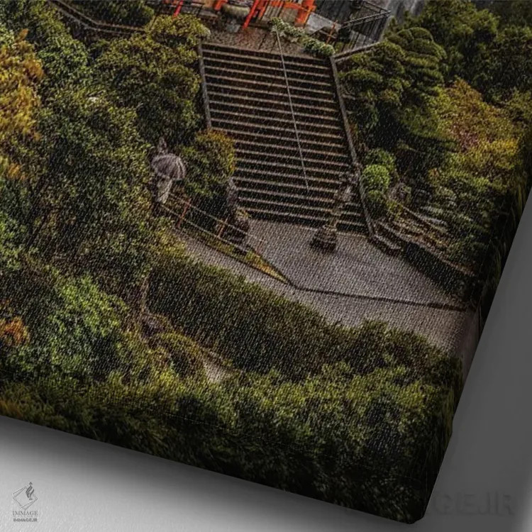 تابلو معبد جنگلی ژاپن با آبشار (قسمت دوم) اثر الکس جی پرز - نمای نزدیک بافت بوم