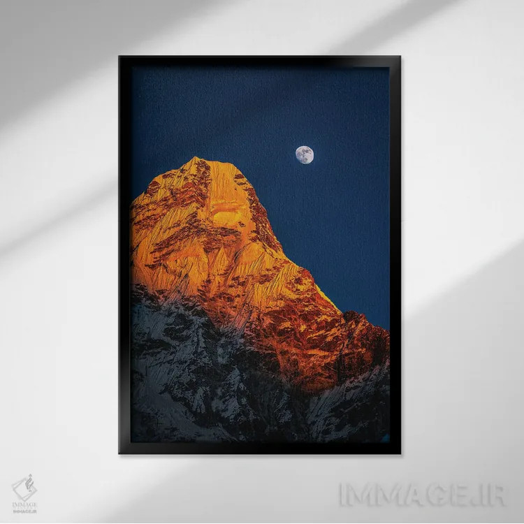 تابلو اورست و ماه در ساعت آبی هیمالیا نپال (قسمت دوم) اثر الکس جی پرز - نمای قابدار مشکی