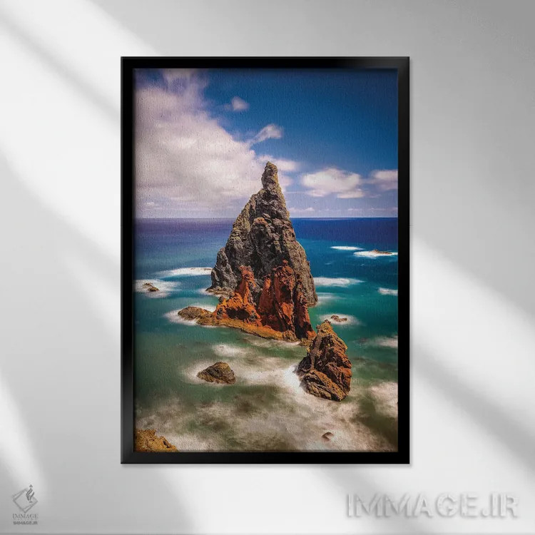 تابلو صخره جزیره مادیرا پرتغال اثر الکس جی پرز - نمای قابدار مشکی