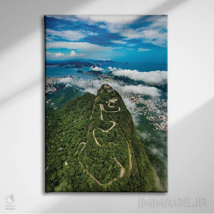 تابلو مجسمه مسیح منجی مشرف به ریو دو ژانیرو، برزیل (۱) اثر الکس جی پرز - نمای روبهرو روی دیوار