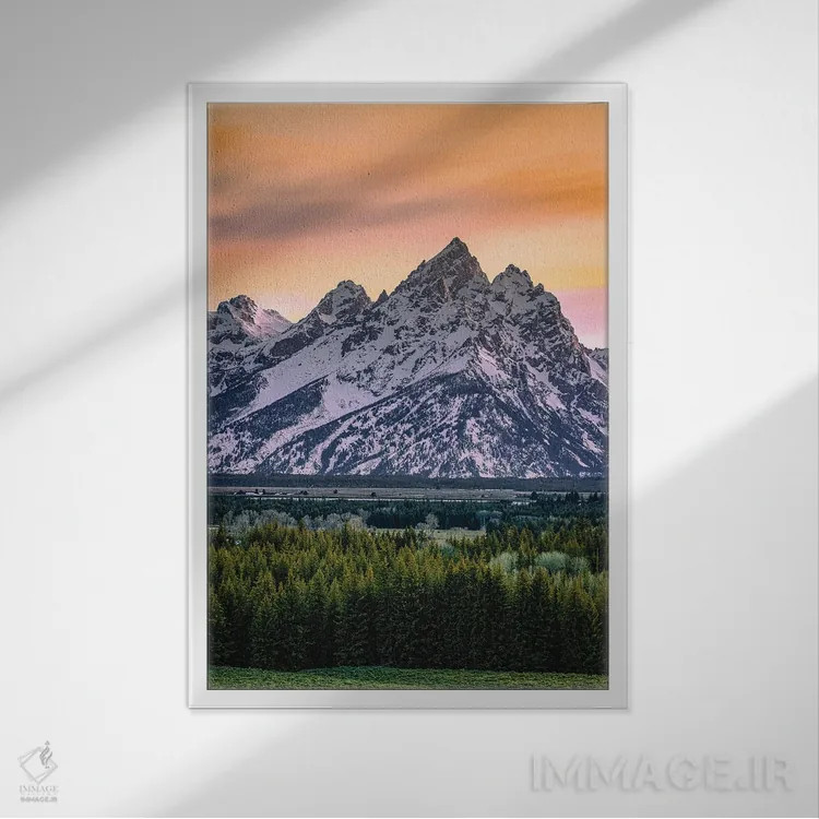 تابلو طلوع آفتاب بر رشتهکوه گرند تیتون شماره ۱ اثر الکس جی پرز - نمای قابدار سفید