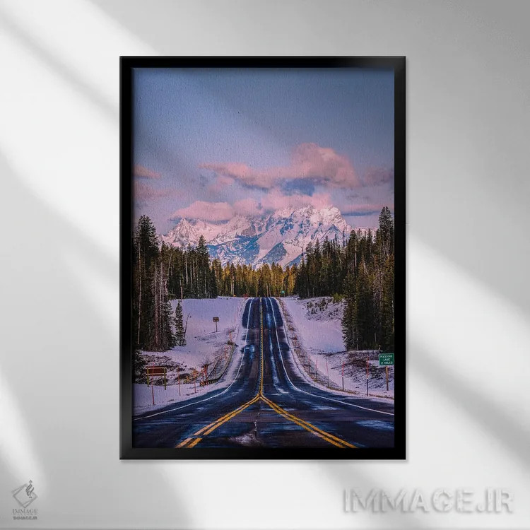 تابلو جادهٔ منظرهدار طلوع گرند تیتون اثر الکس جی پرز - نمای قابدار مشکی