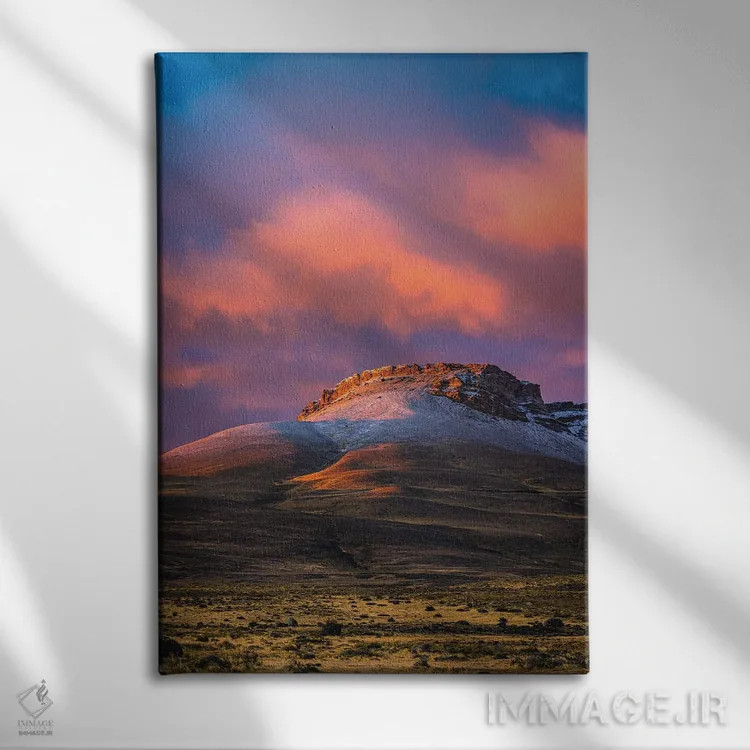 تابلو طلوع بر چشمانداز کوههای پاتاگونیا اثر الکس جی پرز - نمای روبهرو روی دیوار