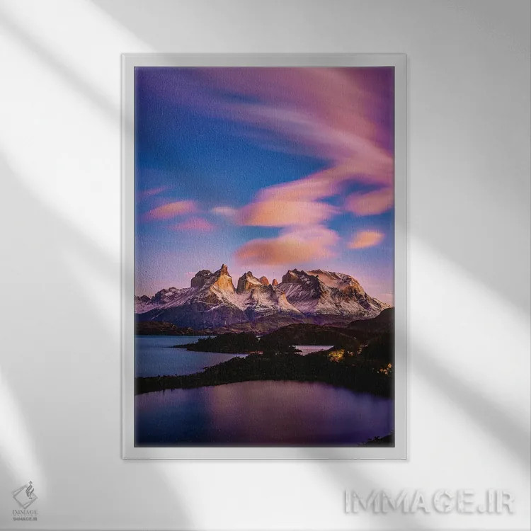 تابلو طلوع پاتاگونیا اثر الکس جی پرز - نمای قابدار سفید