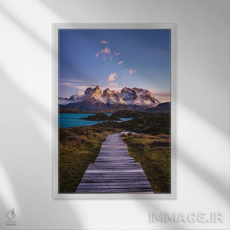 تابلو مسیر پیادهروی طلوع پاتاگونیا اثر الکس جی پرز - نمای قابدار سفید