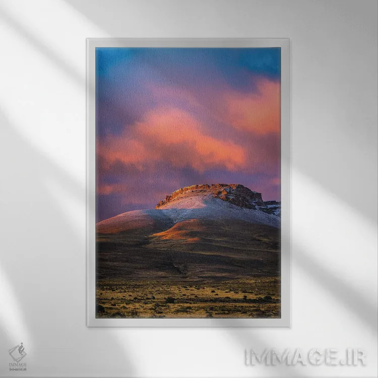 تابلو طلوع بر چشمانداز کوههای پاتاگونیا اثر الکس جی پرز - نمای قابدار سفید