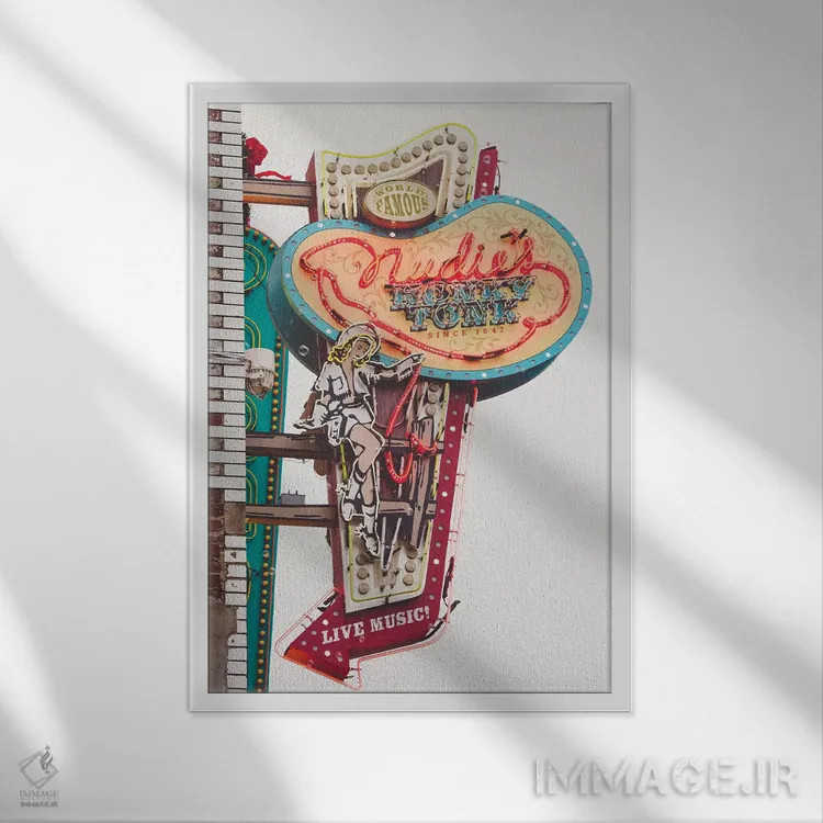 تابلو نئون نشویل ۳ اثر آن هادک - نمای قابدار سفید