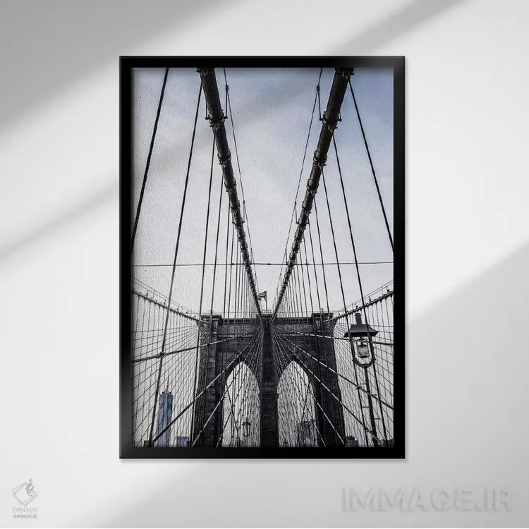 تابلو پل بروکلین ۲ اثر آن هادک - نمای قابدار مشکی